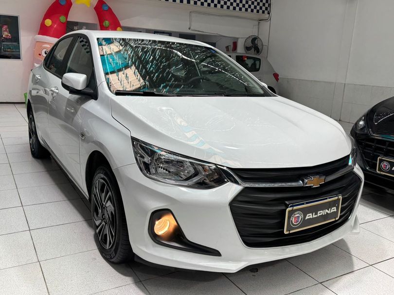 Chevrolet ONIX SEDAN Plus LT 1.0 12V Flex 4p Mec.