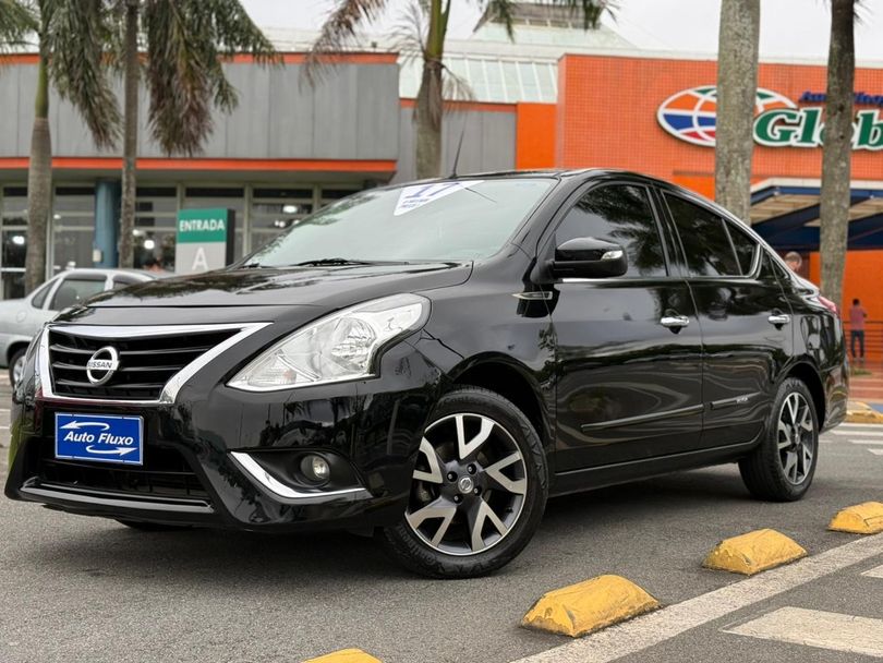 Nissan VERSA UNIQUE 1.6 16V FlexStart 4p Aut.