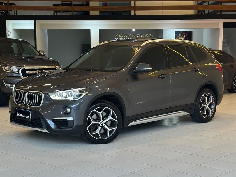 BMW X1 SDRIVE 20i X-Line 2.0 TB Active Flex