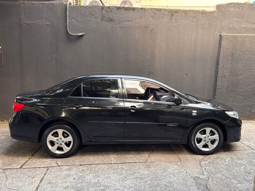 Toyota Corolla GLi 1.8 Flex 16V Mec.