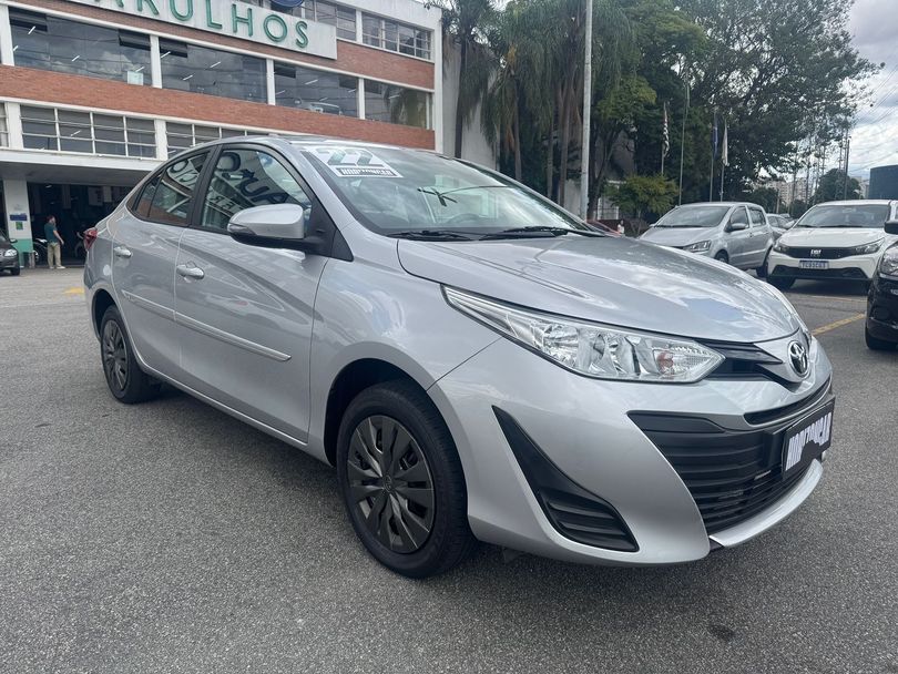 Toyota YARIS XL Live Sedan 1.5 Flex 16V 4p Aut.