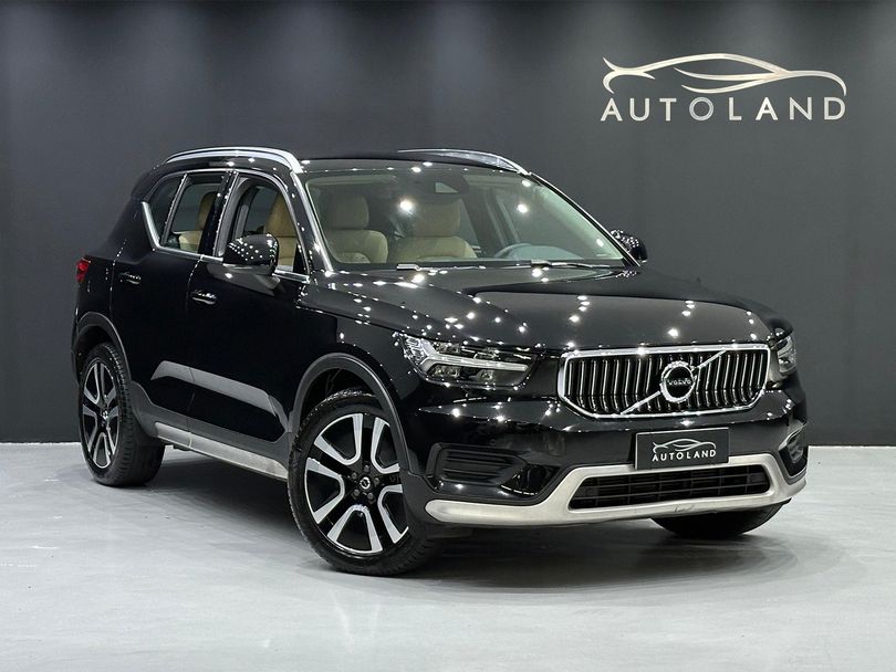 Volvo XC 40 T-5 MOMENTUM 1.5 FWD (Híbrido)