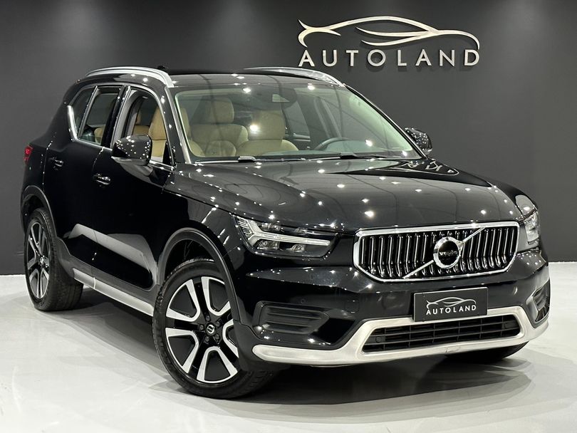 Volvo XC 40 T-5 MOMENTUM 1.5 FWD (Híbrido)