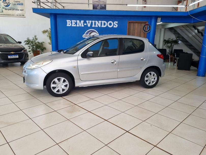 Peugeot 207 XR 1.4 Flex 8V 5p