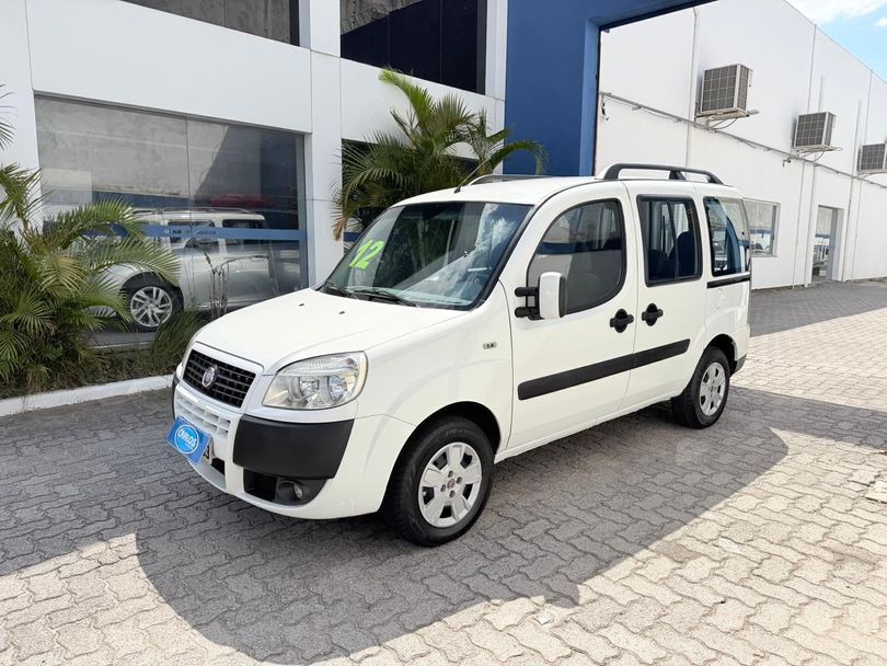 Fiat Doblo ESSENCE 1.8 Flex 16V 5p