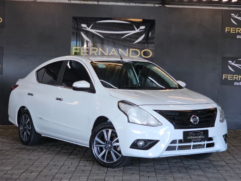 Nissan VERSA UNIQUE 1.6 16V FlexStart 4p Aut.