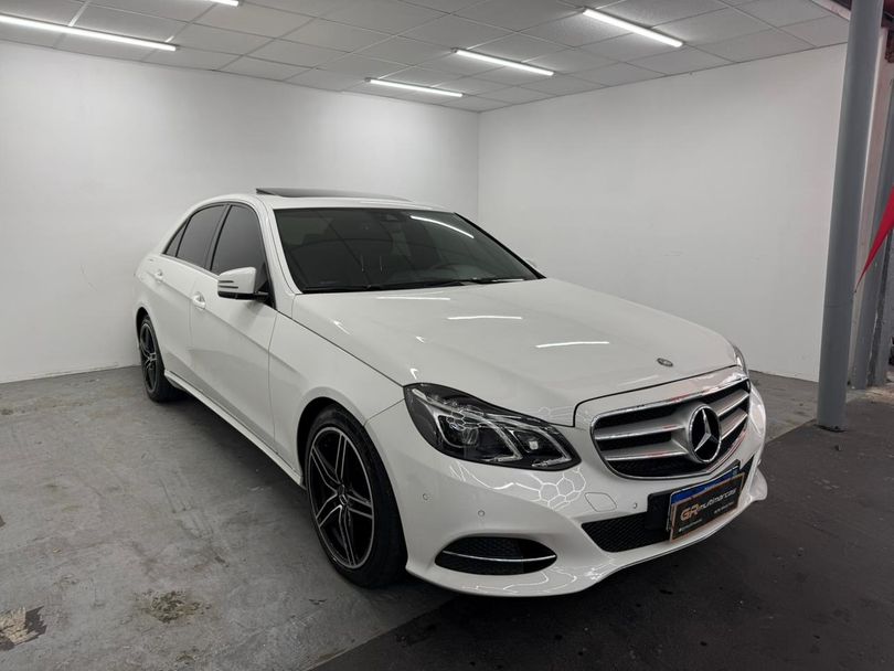Mercedes E-250 CGI Avantgarde 2.0 TB 211cv Aut.