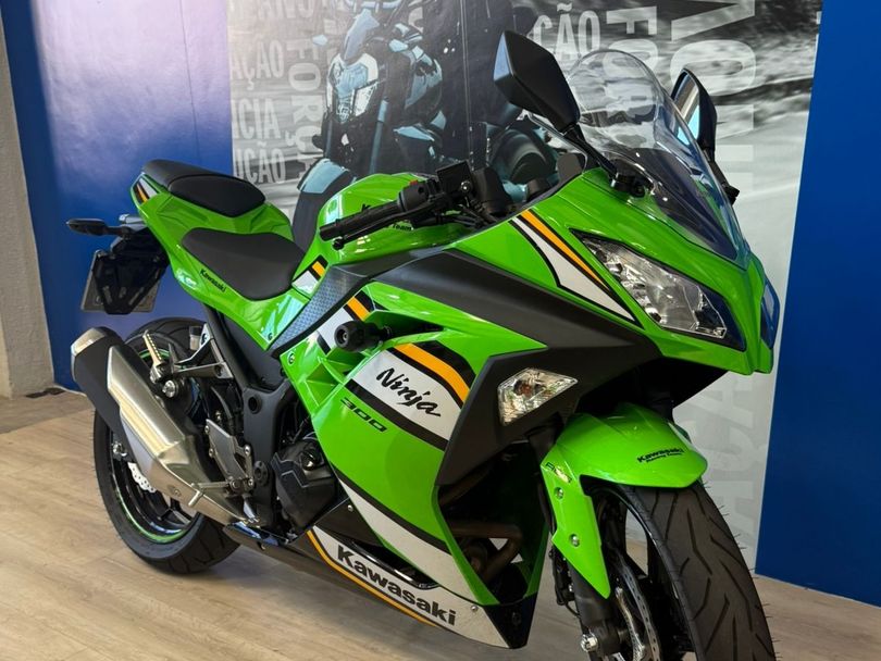KAWASAKI NINJA 300