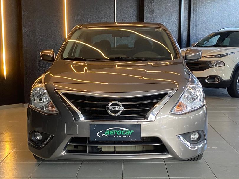 Nissan VERSA SL 1.6 16V FlexStart 4p Mec.