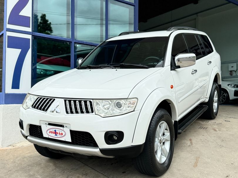 Mitsubishi Pajero DAKAR 3.2 4x4 T.I. Dies. 5p Aut.