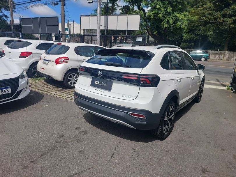 VolksWagen Nivus Comfortline 1.0 200 TSI Flex Aut.