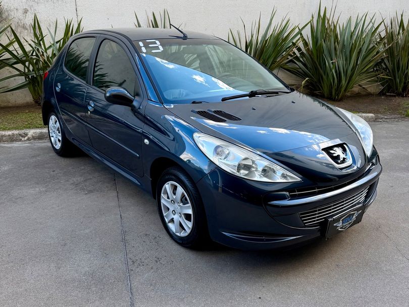 Peugeot 207 XR 1.4 Flex 8V 5p
