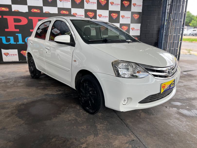 Toyota ETIOS X 1.3 Flex 16V 5p Mec.