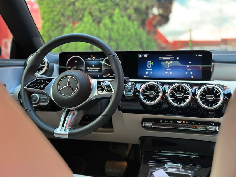 Mercedes CLA-200 Progressive 1.3 TB 16V Aut.(Híb)