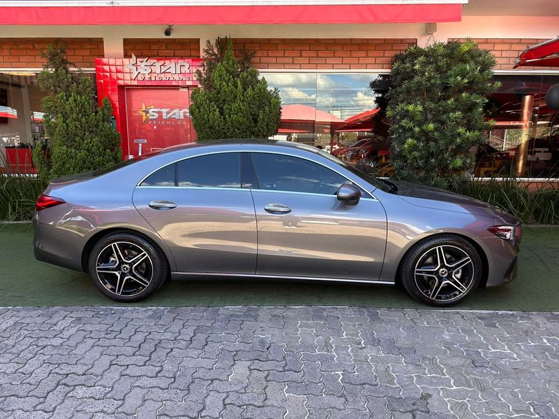 Mercedes CLA-200 Progressive 1.3 TB 16V Aut.(Híb)
