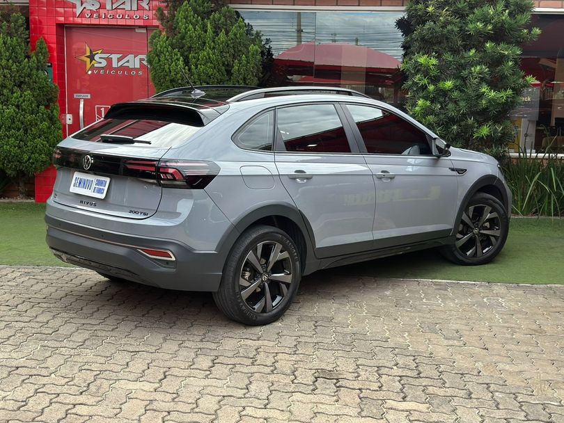 VolksWagen Nivus Highline 1.0 200 TSI Flex Aut.