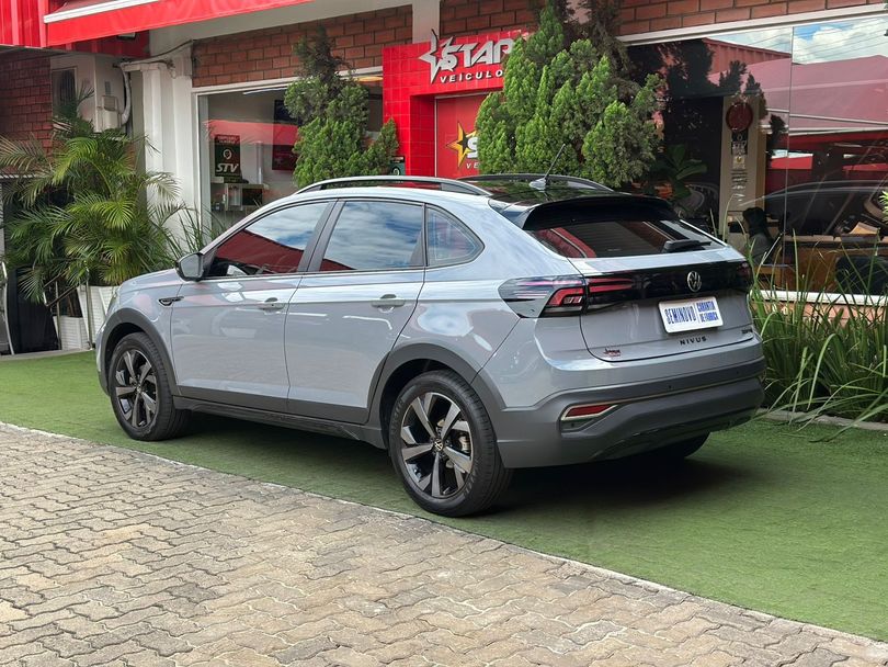 VolksWagen Nivus Highline 1.0 200 TSI Flex Aut.