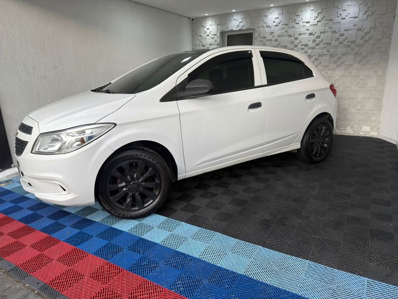 Chevrolet ONIX HATCH LS 1.0 8V FlexPower 5p Mec.