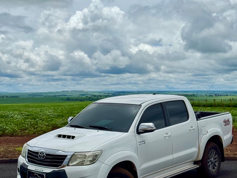 Toyota Hilux CD SRV D4-D 4x4 3.0 TDI Diesel Aut