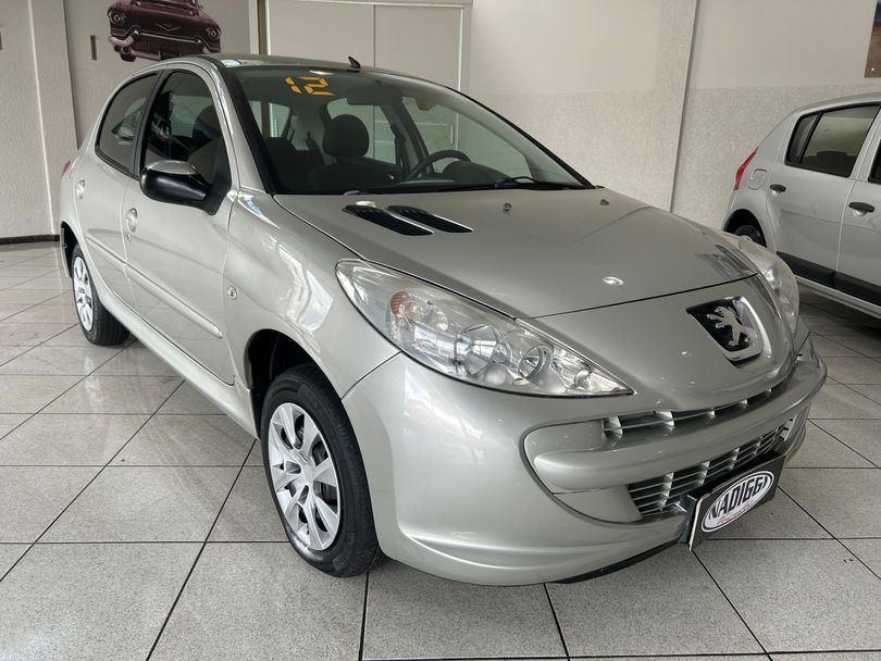 Peugeot 207 XR 1.4 Flex 8V 5p