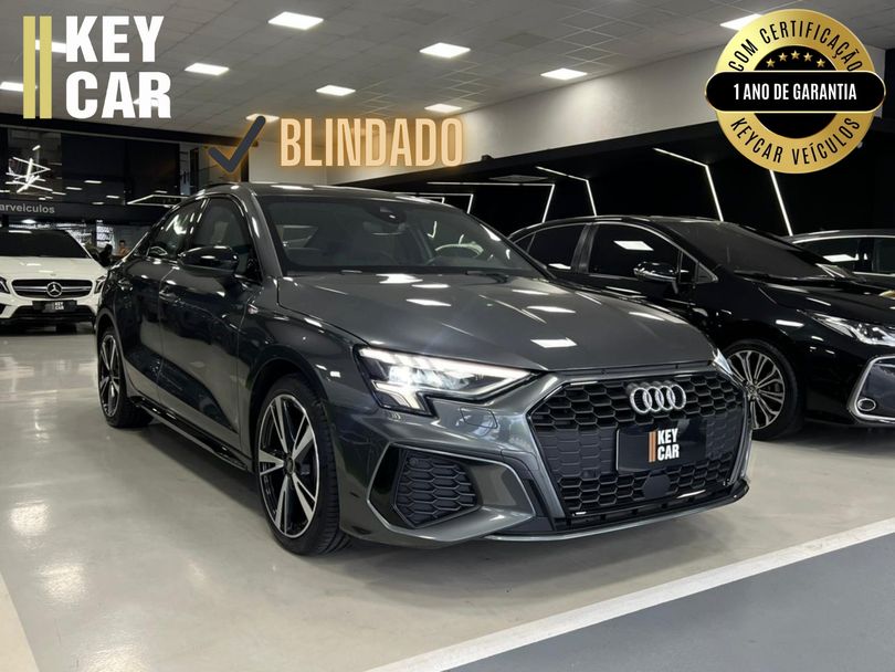 Audi A3 Sed.Perf. Black 2.0 TFSI S-tr. (Hib.)