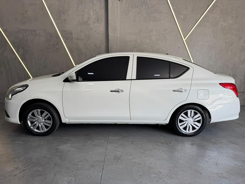 Nissan VERSA S 1.0 12V FlexStart 4p Mec.