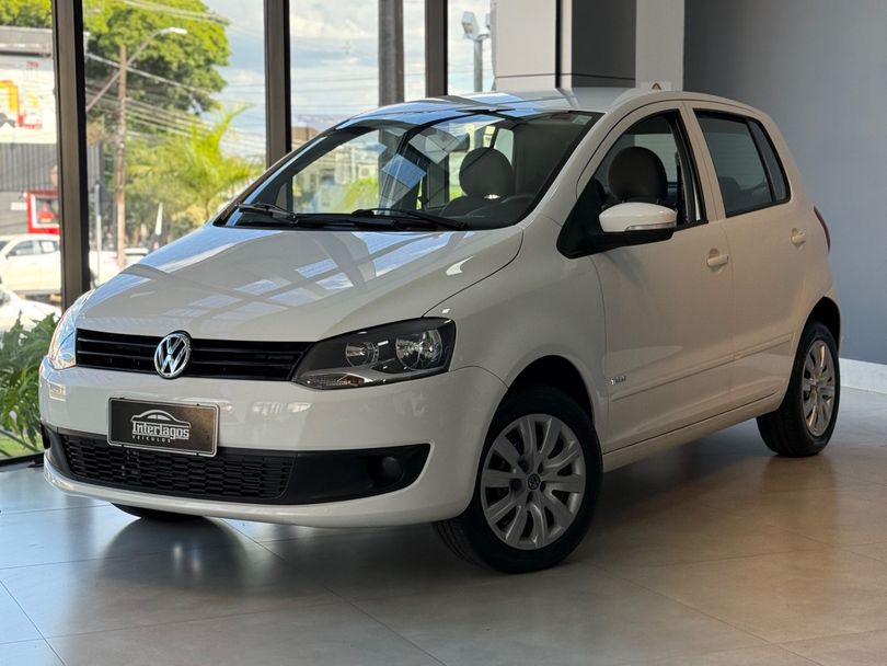 VolksWagen Fox 1.6 Mi Total Flex 8V 5p