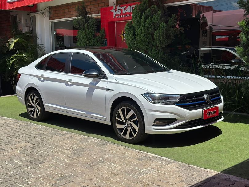 VolksWagen JETTA R-Line 250 TSI 1.4 Flex 16V Aut.