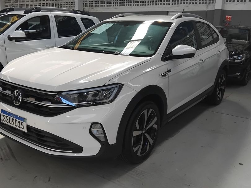 VolksWagen Nivus Highline 1.0 200 TSI Flex Aut.