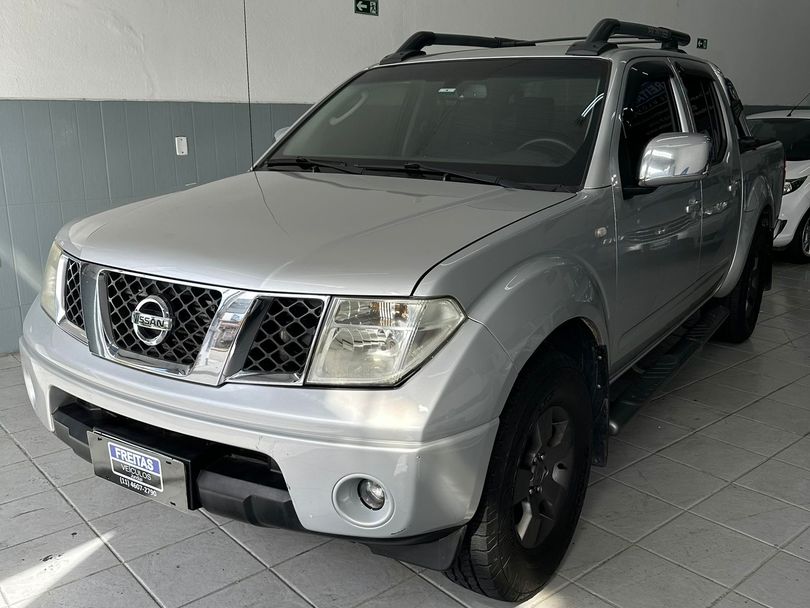 Nissan Frontier LE ATTACK CD 4x4 2.5 TB Die.Aut