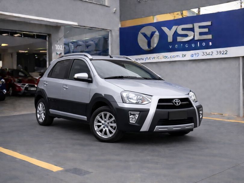 Toyota ETIOS CROSS 1.5 Flex 16V 5p Mec.