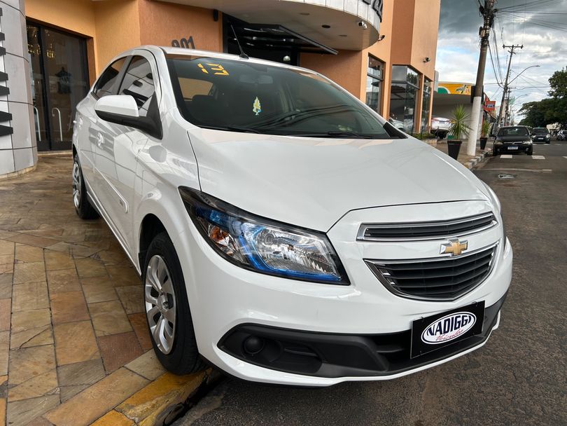 Chevrolet ONIX HATCH LT 1.4 8V FlexPower 5p Mec.