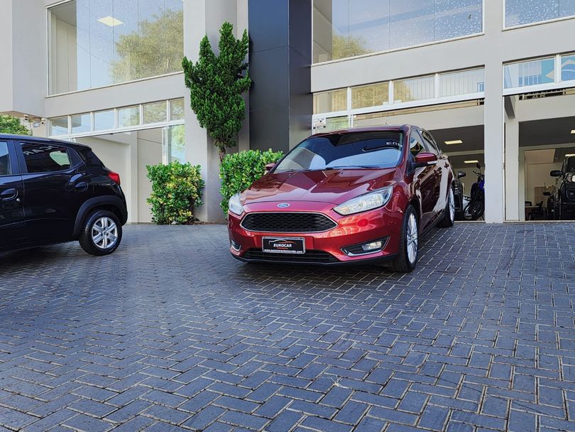 Ford Focus 2.0 16V/SE/SE Plus Flex 5p Aut.