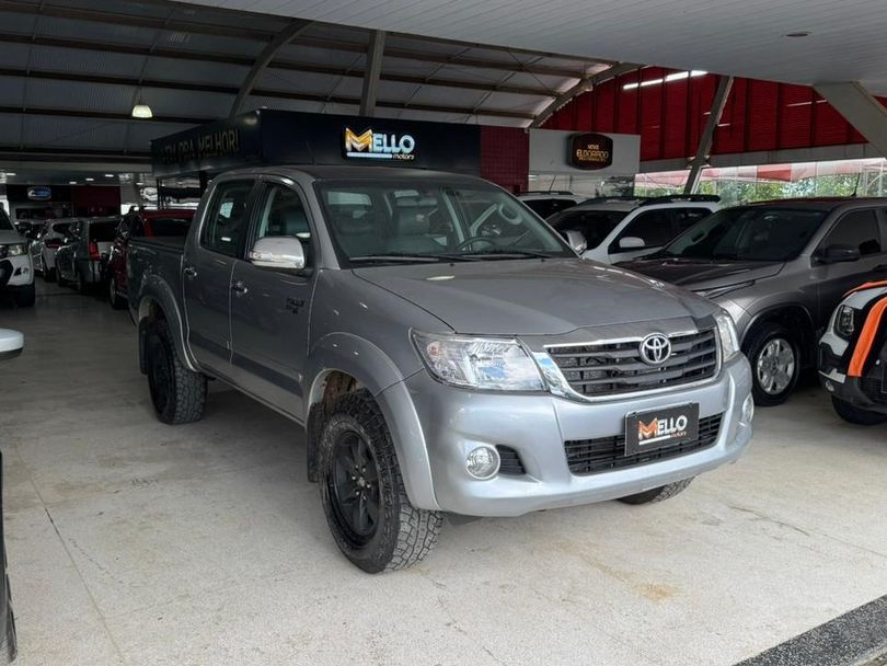 Toyota Hilux CD SRV 4x4 2.7 Flex 16V Aut.