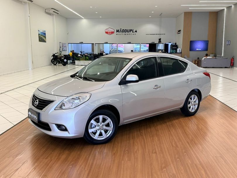 Nissan VERSA SL 1.6 16V Flex Fuel 4p Mec.