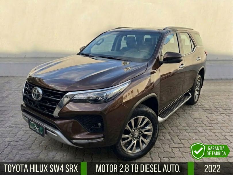 Toyota Hilux SW4 SRX 4x4 2.8 TDI 16V Dies. Aut.