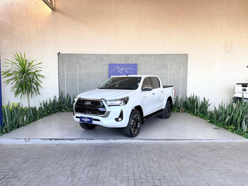 Toyota Hilux CD SRX 4x4 2.8 TDI 16V Diesel Aut.