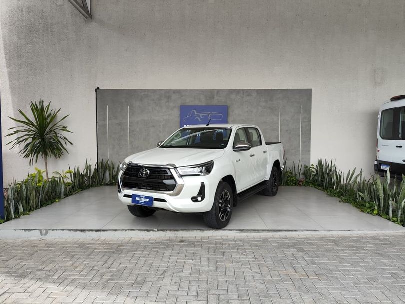 Toyota Hilux CD SRX 4x4 2.8 TDI 16V Diesel Aut.