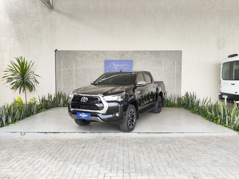 Toyota Hilux CD SRV 4x4 2.8 TDI Diesel Aut.