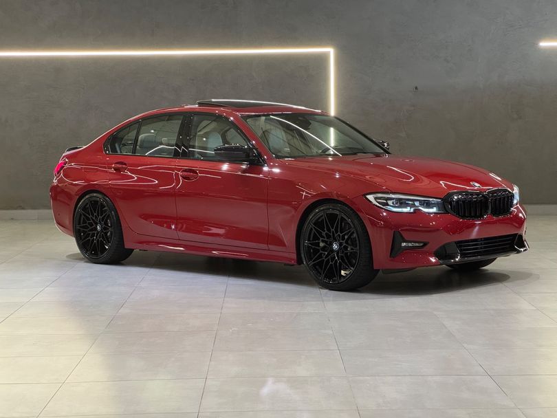 BMW 330i Sport 2.0 TB 16V 4p