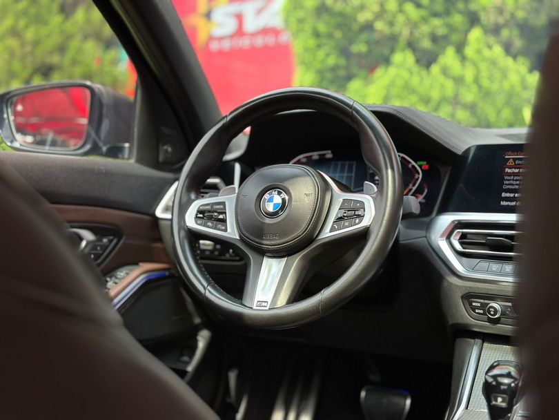 BMW 320iA 2.0 TB M Sport A.Flex/M.Sport 4p