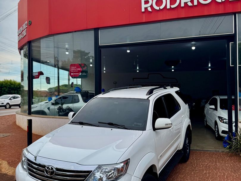 Toyota Hilux CD SR 4x2 2.7 16V/2.7 Flex Aut.