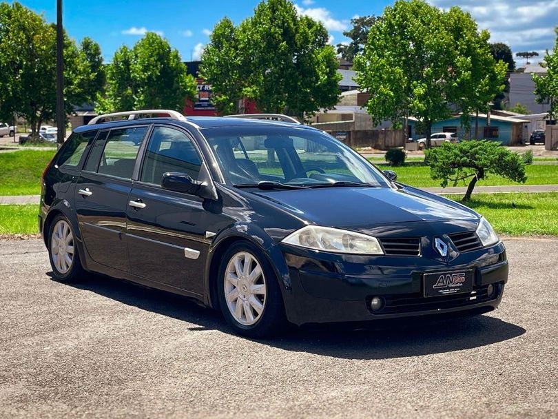 Renault Megane Grand Tour Dynamique 2.0 16V Aut.