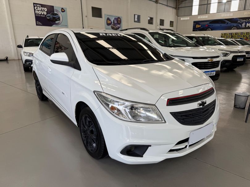 Chevrolet ONIX HATCH Joy 1.0 8V Flex 5p Mec.