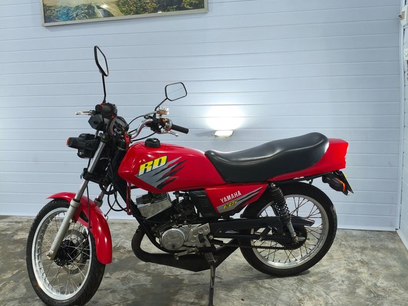 YAMAHA RD 135