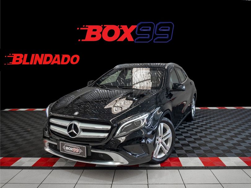 Mercedes GLA 250 Vision 2.0 TB 16V 211cv Aut.