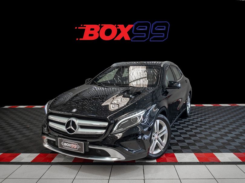 Mercedes GLA 250 Vision 2.0 TB 16V 211cv Aut.