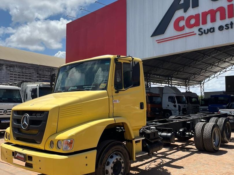 MERCEDES-BENZ Atron 2324 6x2 2p (diesel) (E5)