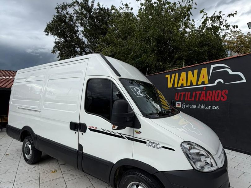 IVECO DAILY GRAN FURGONE 35S14 4p (diesel)