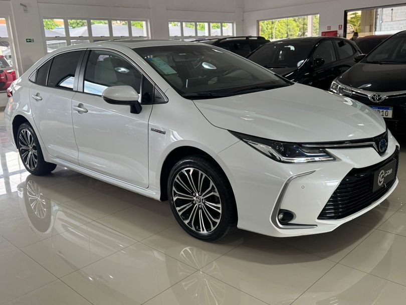 Toyota Corolla Altis Prem. 1.8 Aut. (Híbrido)